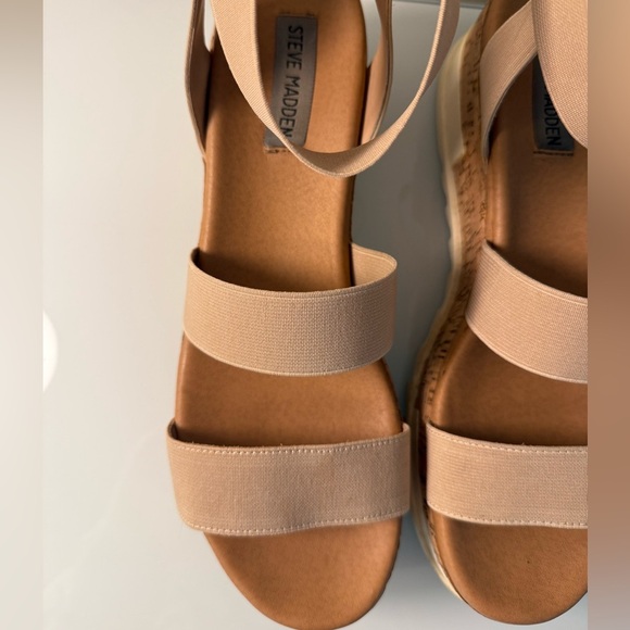 Steve Madden Bandi Sandal - Picture 2 of 6